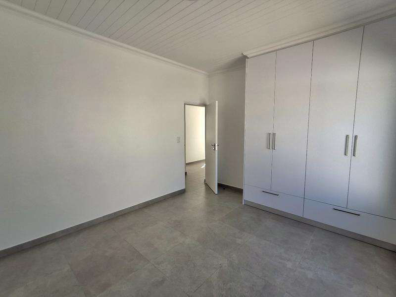 3 Bedroom Property for Sale in Golden Mile Western Cape